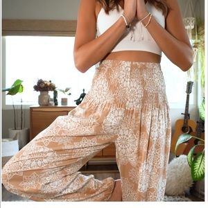 NWT Lotus and Luna Havana Harem Pants